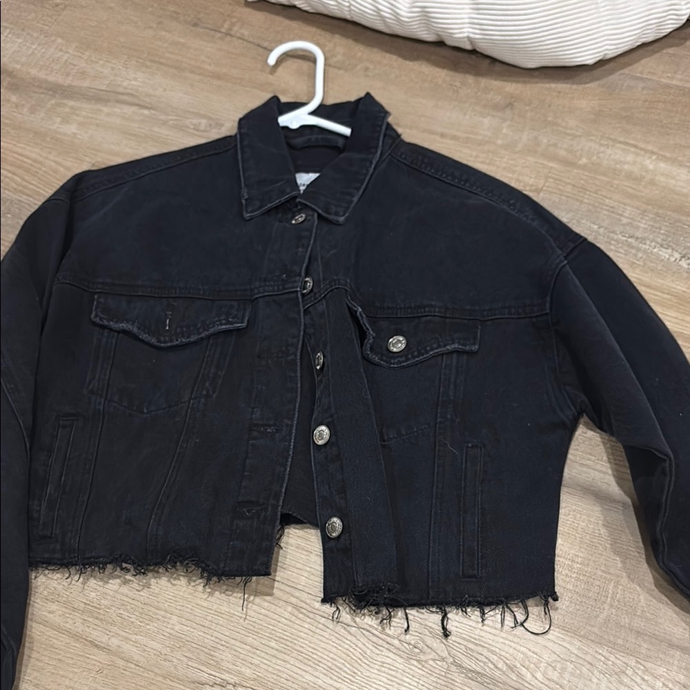 Cropped Black Jean Jacket